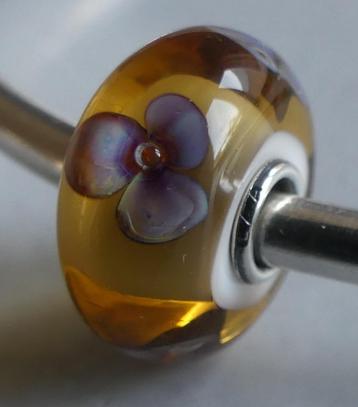 Trollbeads AMBER VIOOLTJES beschikbaar voor biedingen