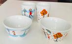 2 mokken +2 schalen met illustraties herfst en winter, Huis en Inrichting, Keuken | Servies, Ophalen of Verzenden, Zo goed als nieuw