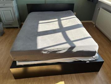 Ikea Malm bed  140/200