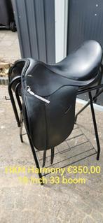 Diverse zadels Butet Massimo Barefoot HKM Norton Pro, Divers, Dressuur, Divers, Ophalen of Verzenden