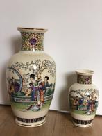 2 Chinese vazen - 36cm en 21cm hoog, Overige kleuren, Aardewerk of Porselein, Ophalen of Verzenden, Zo goed als nieuw