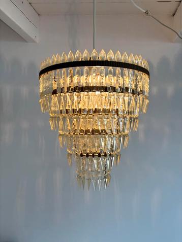 Leuke vintage hanglamp, kroonluchter, metaal en kunststof beschikbaar voor biedingen