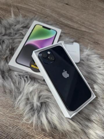 iPhone 14 + 9 Hoesjes - Topdeal! beschikbaar voor biedingen