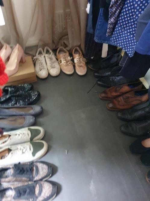 Grote partij schoenen laarzen sportschoenen kids dames heren, Kinderen en Baby's, Kinderkleding | Schoenen en Sokken, Zo goed als nieuw