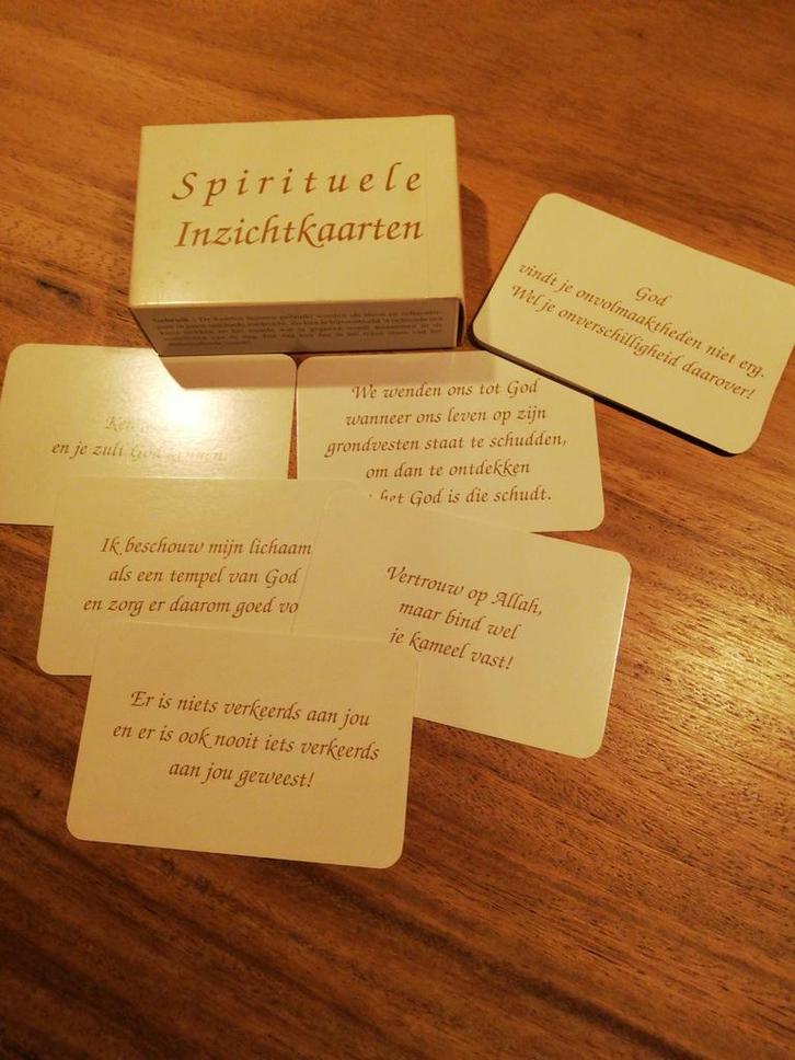 D. Nijssen - Spirituele inzichtkaarten, Boeken, Esoterie en Spiritualiteit, Zo goed als nieuw, Overige typen, Spiritualiteit algemeen