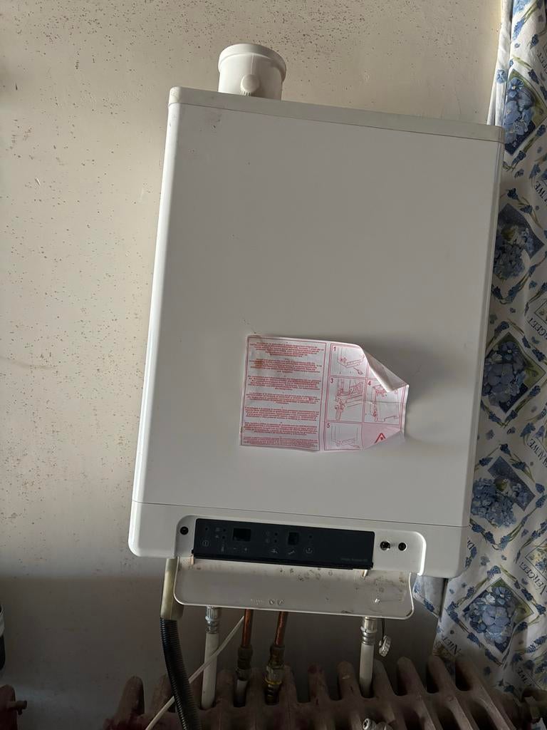 Cv Ketel Kombi Kompakt HRE, Minder dan 20 liter, Ophalen, Gebruikt, Geiser