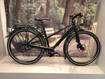 Idworx oPinion Lady 48 cm Pinion C12 Riem Shimano hyd. Son beschikbaar voor biedingen