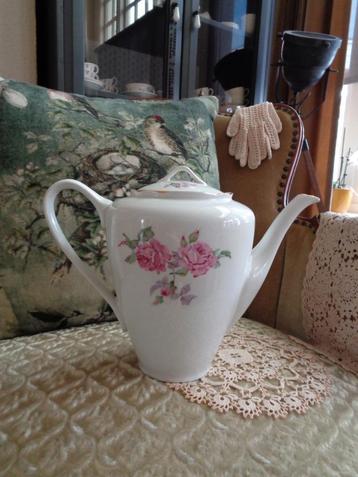 Vintage Koffiepot met Roze Rozen ** Mimosa ** beschikbaar voor biedingen