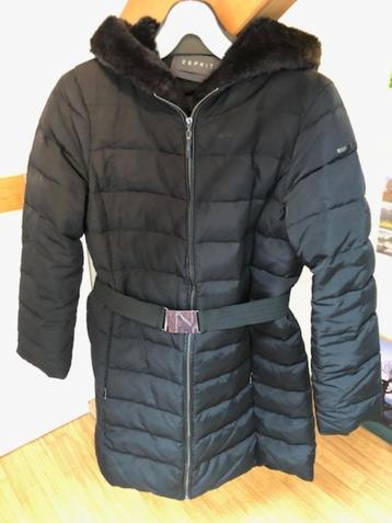 Esprit zwart gewatteerde jas met riem/gesp en rits maat 42