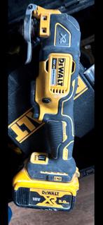 in zeer goede staat DEWALT multitool met 2 accu ‘s 18V 5.0ah, Ophalen of Verzenden, Zo goed als nieuw