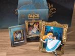 Disney Miniso Alice in Wonderland fotolijst ornament magneet, Ophalen of Verzenden, Overige figuren, Zo goed als nieuw, Beeldje of Figuurtje