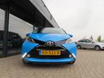 Toyota AYGO 1.0 VVT-i X-Play Airco Cruise Camera Led Navi 20, Voorwielaandrijving, Gebruikt, Euro 6, Origineel Nederlands
