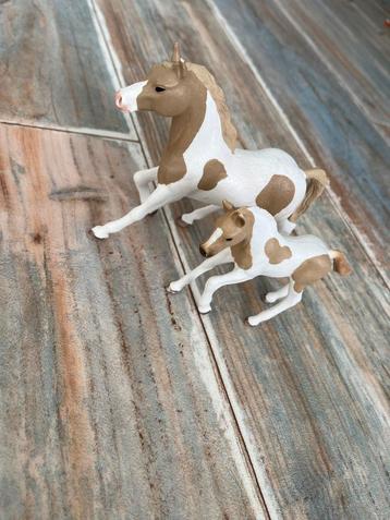 Schleich Paard Moeder en Veulen Set beschikbaar voor biedingen
