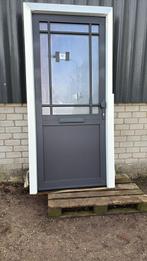 (15) Nieuwe antraciet kunststof voordeur incl glas, Kunststof, Deurkozijn, Nieuw, 150 tot 225 cm