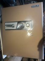 Gold kluis /brandkast .zware uitvoering, Ophalen, Gebruikt, Brandkast