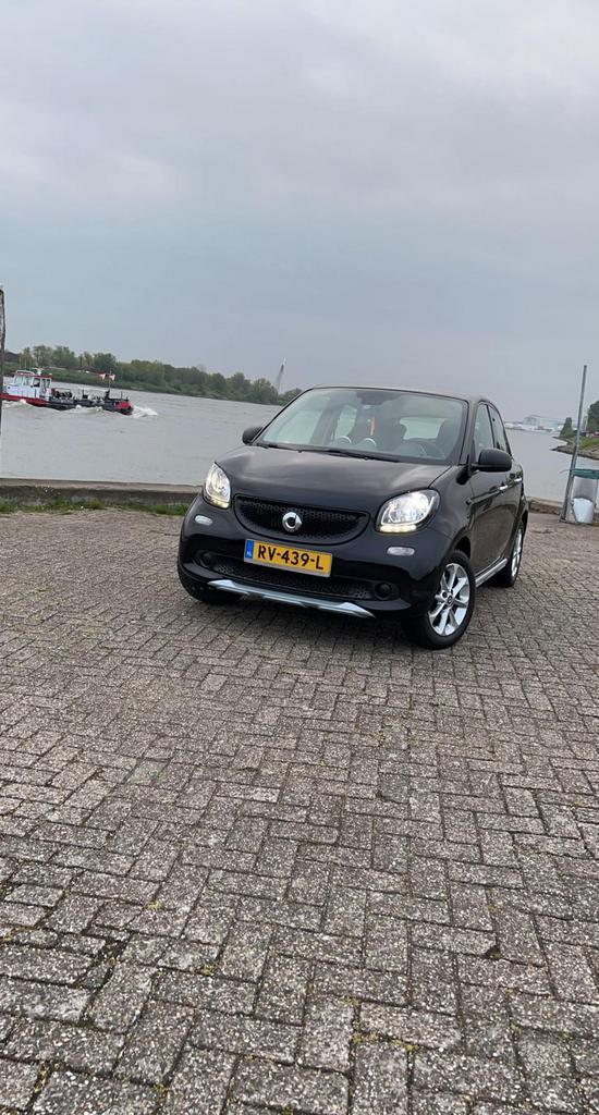 Smart ForFour 1.0 71pk S&S 2018  mag weg voor spotprijs, Auto's, Smart, Bedrijf, ForFour, Airbags, Airconditioning, Bluetooth