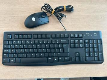 Logitech toetsenbord en muis beschikbaar voor biedingen