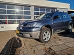 Mitsubishi Outlander 2.0 Sport 4WD, Auto's, Zwart, 4 cilinders, Metallic lak, Handgeschakeld