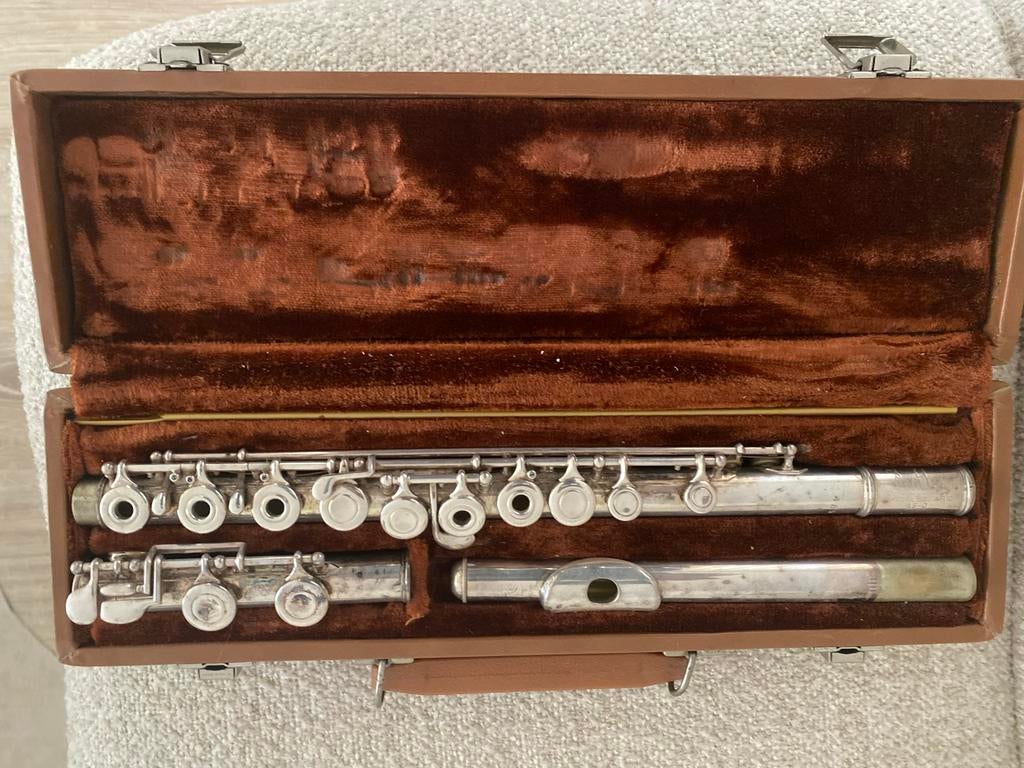 Artley 15.0 Dwarsfluit met Open Kleppen, Ophalen of Verzenden, Gebruikt, Dwarsfluit, Met koffer of tas