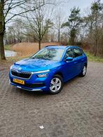 Skoda Kamiq 1.0 TSI Greentech 110pk 2023 Blauw,met trekhaak., Voorwielaandrijving, Stof, Euro 6, Blauw