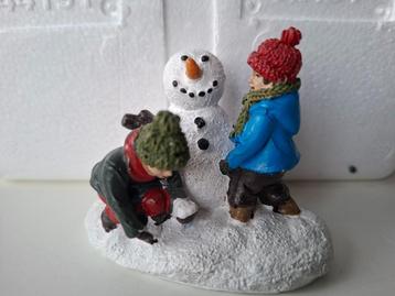 kerstdorp: diverse beeldjes beschikbaar voor biedingen