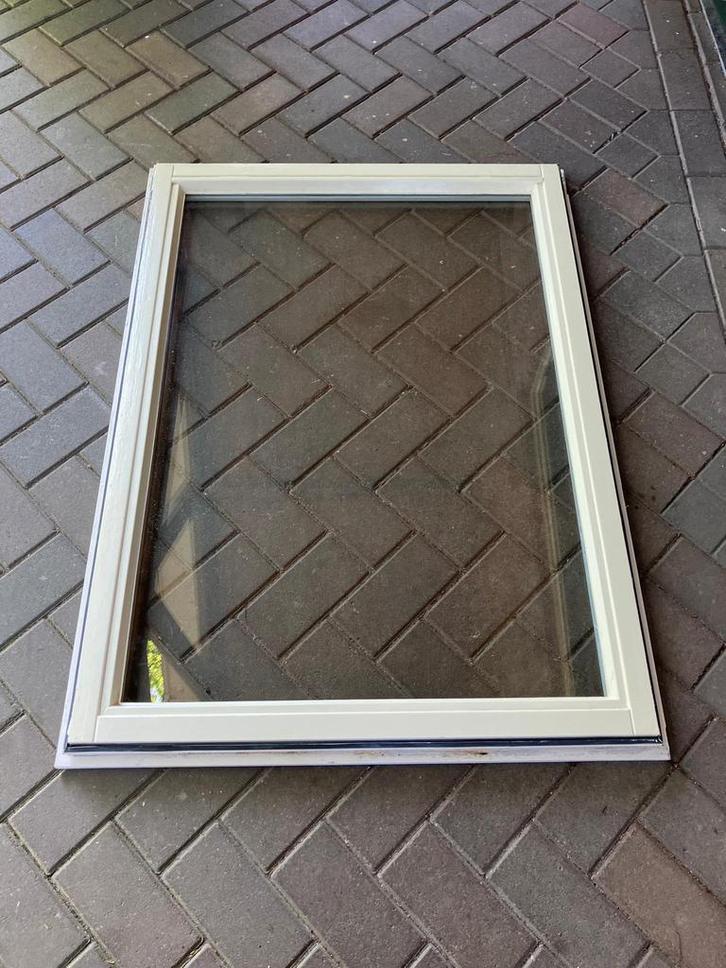 Raam gravenbel/thermobel, Doe-het-zelf en Verbouw, Glas en Ramen, Zo goed als nieuw, Gevelraam of Ruit, Ophalen of Verzenden