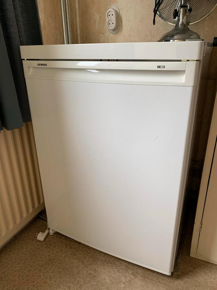 Siemens Tafelmodel Vriezer, Witgoed en Apparatuur, Vriezers en Diepvrieskisten, Zo goed als nieuw, Vrijstaand, Vrieskast, Minder dan 85 cm