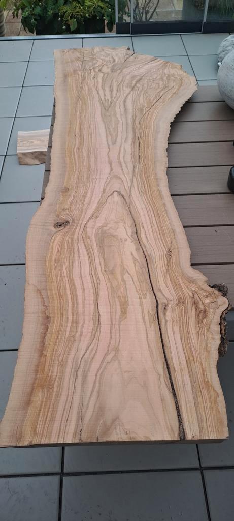 Olijfhouten plank epoxy onbewerkt massief olijfhout 3,5cm di, Doe-het-zelf en Verbouw, Hout en Planken, Zo goed als nieuw, Plank