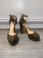 dames army groene kerst blok hakken pumps mt 38, Primark, Ophalen of Verzenden, Zo goed als nieuw, Schoenen met hoge hakken