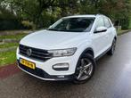 Volkswagen T-Roc 1.0 TSI Style Airco, PDC Trekhaak, Voorwielaandrijving, Electronic Stability Program (ESP), Stof, Gebruikt