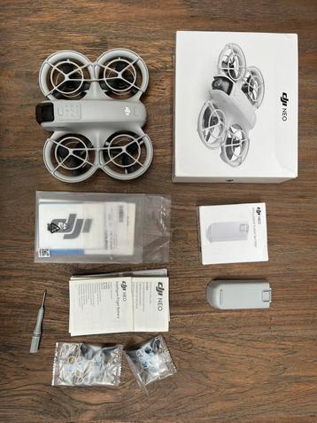 DJI Neo Drone + extra batterij beschikbaar voor biedingen