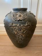 Grote Aardewerk Vaas met Ornamenten - 42cm, Huis en Inrichting, Woonaccessoires | Vazen, Ophalen, Gebruikt, Zwart, Aardewerk of Porselein
