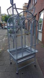 middelgrote tot grote vogels kooi, Ophalen, Zo goed als nieuw, Metaal, Vogelkooi