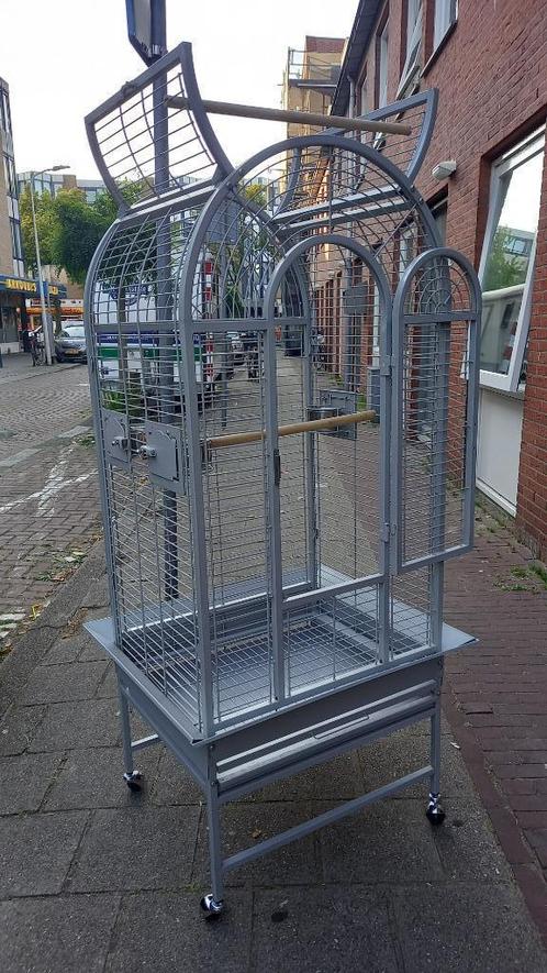 middelgrote tot grote vogels kooi, Dieren en Toebehoren, Vogels | Hokken en Kooien, Zo goed als nieuw, Vogelkooi, Metaal, Ophalen