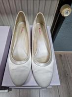 Satijnen trouwschoenen van Elsa Coloured Shoes, Ophalen of Verzenden, Zo goed als nieuw, Schoenen