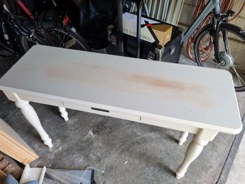 Consoletafel / sidetabel beschikbaar voor biedingen