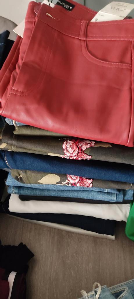 Grote partij nieuwe dameskleding - 81 stuks!, Kleding | Dames, Broeken en Pantalons, Nieuw, Lang, Ophalen