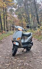 Zip type 3 2t 50cc brom kenteken, Fietsen en Brommers, Scooters | Piaggio, Ophalen, Tweetakt, Maximaal 45 km/u, Zip