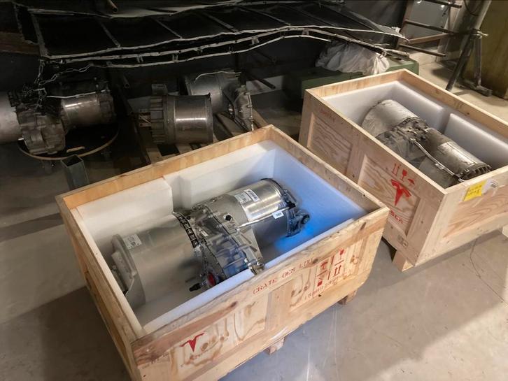 Tesla P85 motor Base motor (MB) A2423404201, Auto-onderdelen, Motor en Toebehoren, Ophalen of Verzenden