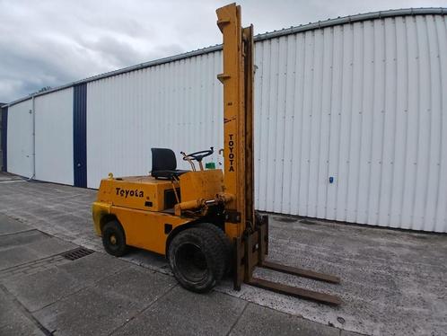 Toyota FD 25, Zakelijke goederen, Machines en Bouw | Heftrucks en Intern transport, Heftruck, Diesel, 2000 tot 3000 kg, Ophalen