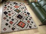 Hoogpolig vloerkleed met patroon, Huis en Inrichting, Ophalen, Bohemian, Zo goed als nieuw, 150 tot 200 cm
