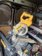 Dewalt afkortzaag, Doe-het-zelf en Verbouw, Gereedschap | Zaagmachines, Ophalen, Zo goed als nieuw, 1200 watt of meer, Afkortzaag