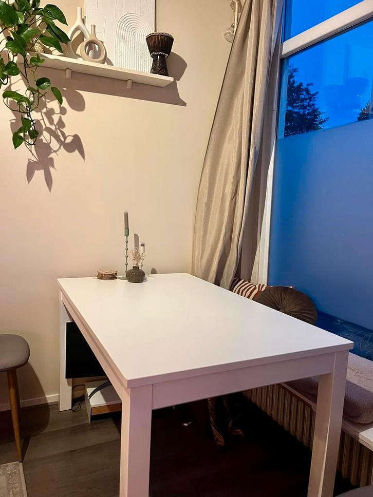 Ikea Laneberg Uitschuifbare witte Eettafel, Huis en Inrichting, Tafels | Eettafels, Gebruikt, 50 tot 100 cm, 100 tot 150 cm, Vijf personen of meer