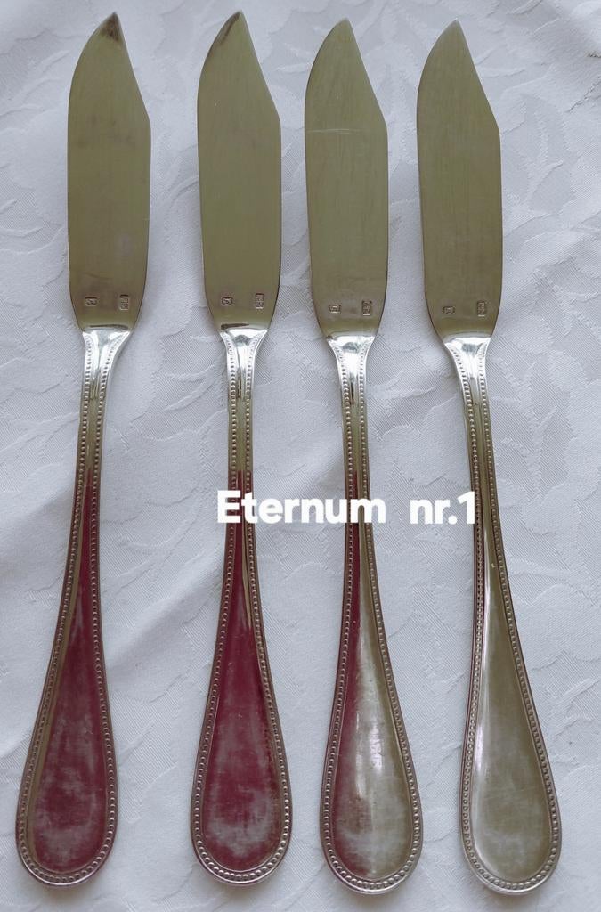 Eternum verzilverd bestek 18/10 boter vis messen parelrand, Antiek en Kunst, Antiek | Bestek, Ophalen of Verzenden