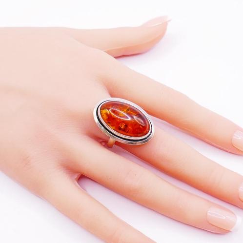 Zilveren ring met Baltische barnsteen, Sieraden, Tassen en Uiterlijk, Ringen, Gebruikt, Dame of Heer, 20 of groter, Zilver, Zilver