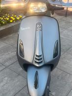 Vespa sprint custom  dubbel disck, Ophalen of Verzenden, Zo goed als nieuw