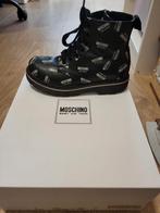 Moschino laarzen, Kinderen en Baby's, Kinderkleding | Schoenen en Sokken, Meisje, Moschino, Laarzen, Gebruikt