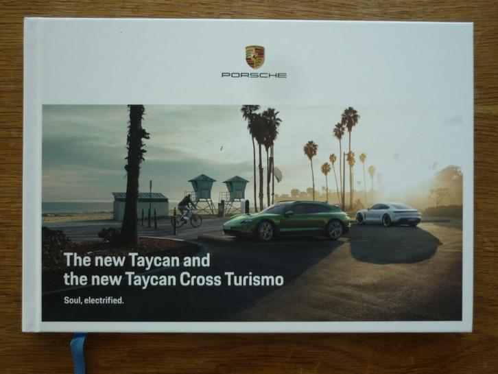 Porsche Taycan / Taycan Cross Turismo (2021, Engels), Boeken, Auto's | Folders en Tijdschriften, Nieuw, Porsche, Ophalen of Verzenden