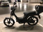 Tekoop rieju bye Bike snorfiets, Fietsen en Brommers, Ophalen, Overige modellen, Maximaal 45 km/u, Zo goed als nieuw