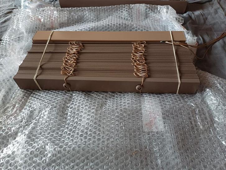 Houten jaloezie beigegrijs 50, 51x211.5cm, Huis en Inrichting, Stoffering | Gordijnen en Lamellen, Zo goed als nieuw, 200 cm of meer